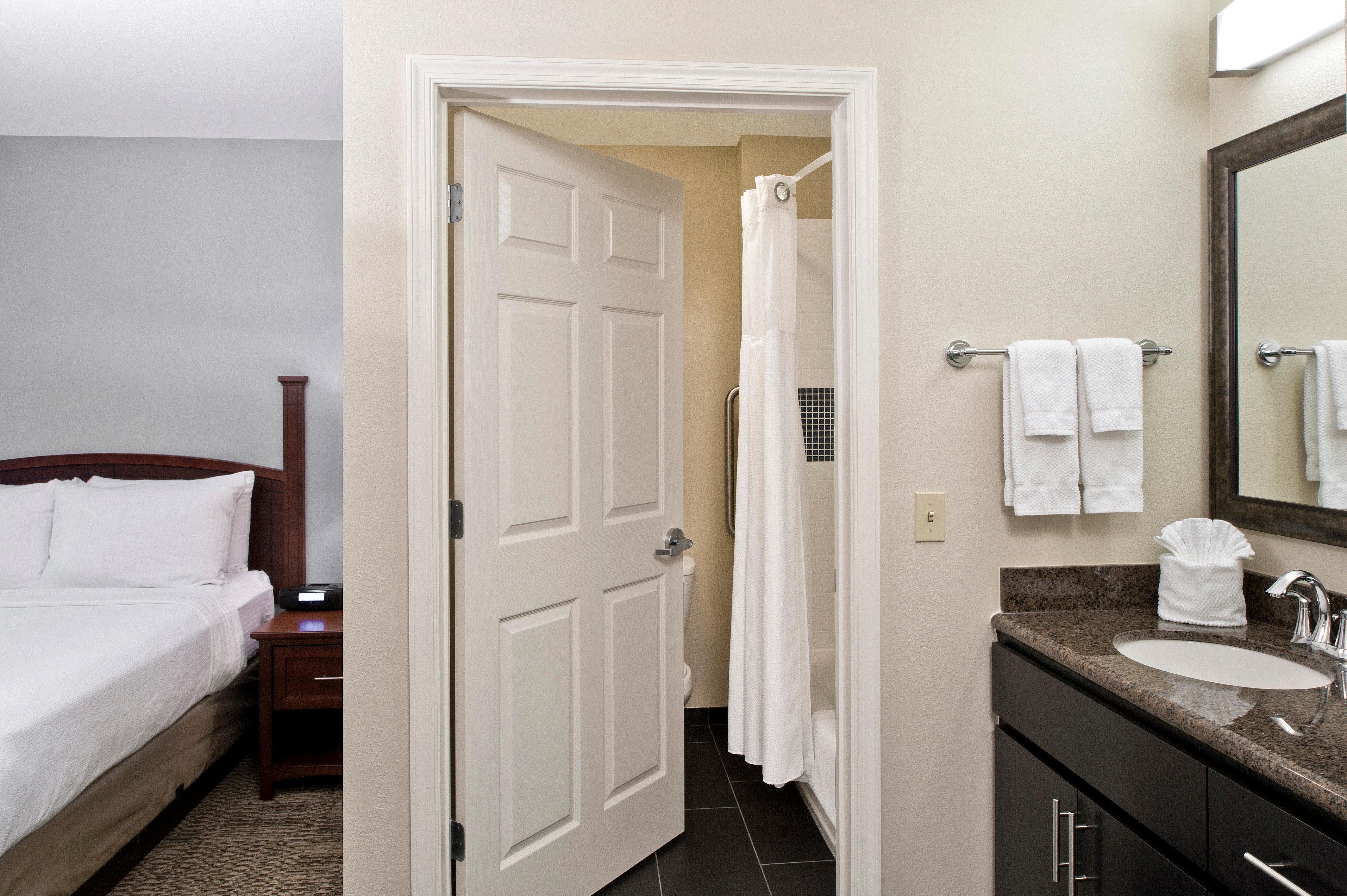Staybridge Suites - Charlotte Ballantyne By Ihg Bagian luar foto