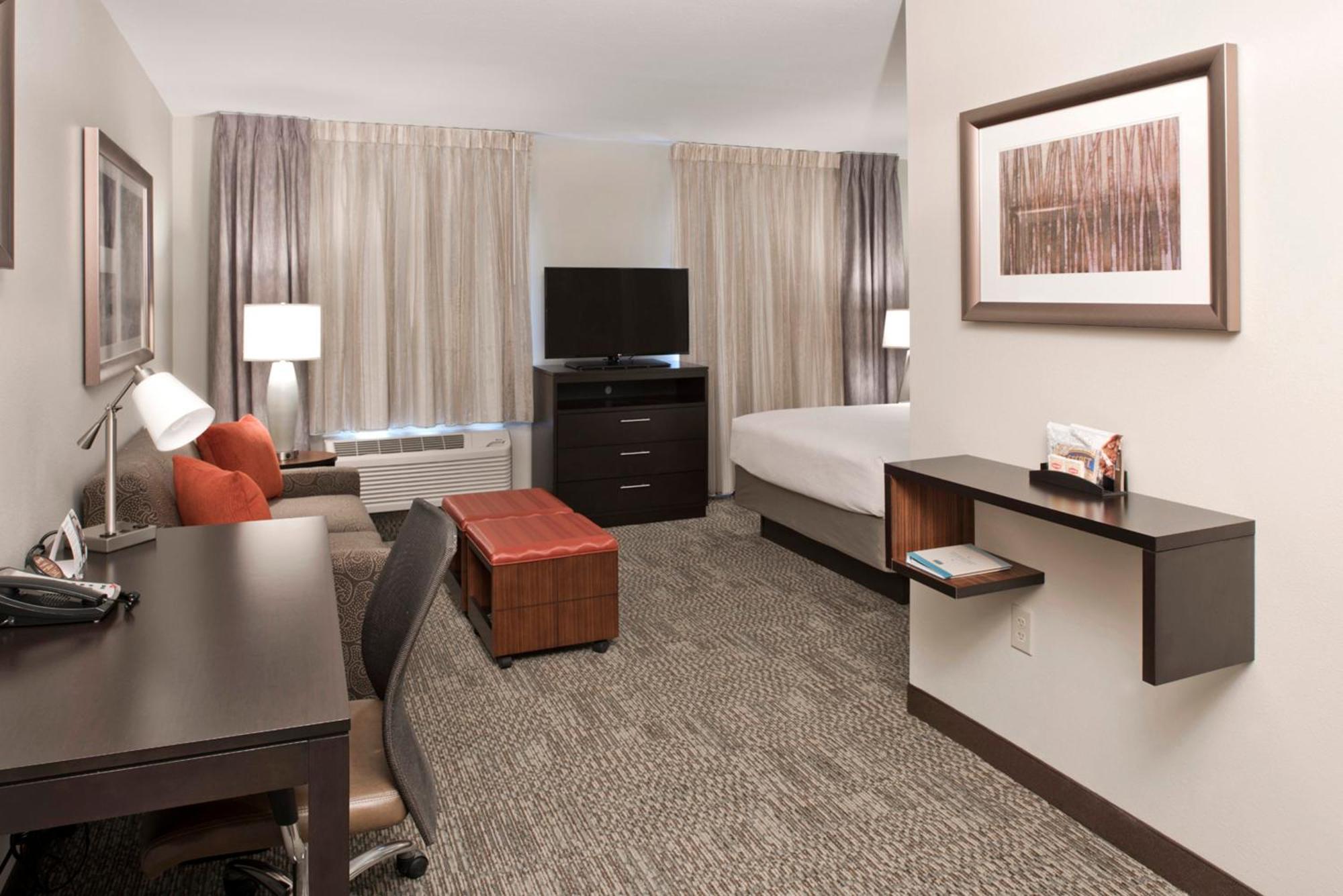 Staybridge Suites - Charlotte Ballantyne By Ihg Bagian luar foto
