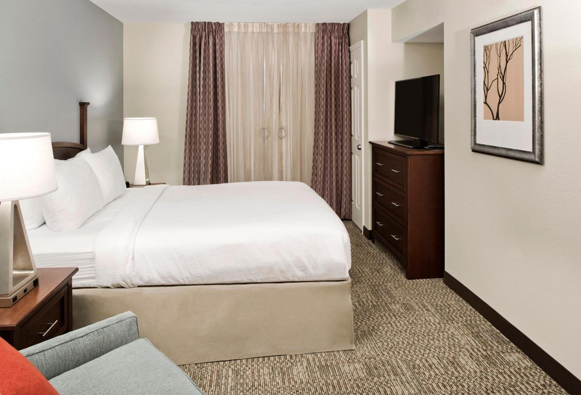 Staybridge Suites - Charlotte Ballantyne By Ihg Bagian luar foto