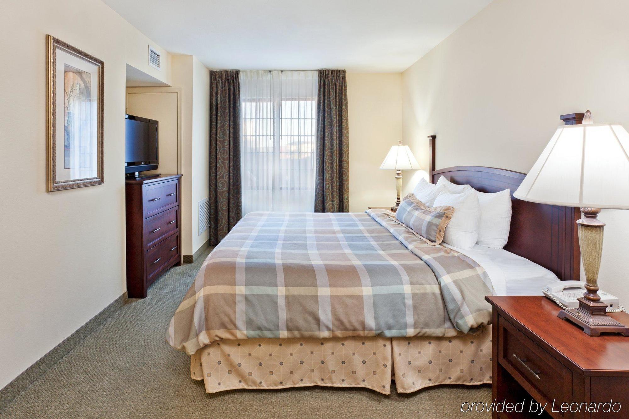 Staybridge Suites - Charlotte Ballantyne By Ihg Ruang foto
