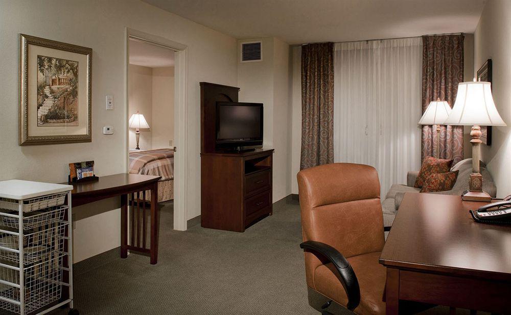 Staybridge Suites - Charlotte Ballantyne By Ihg Bagian luar foto
