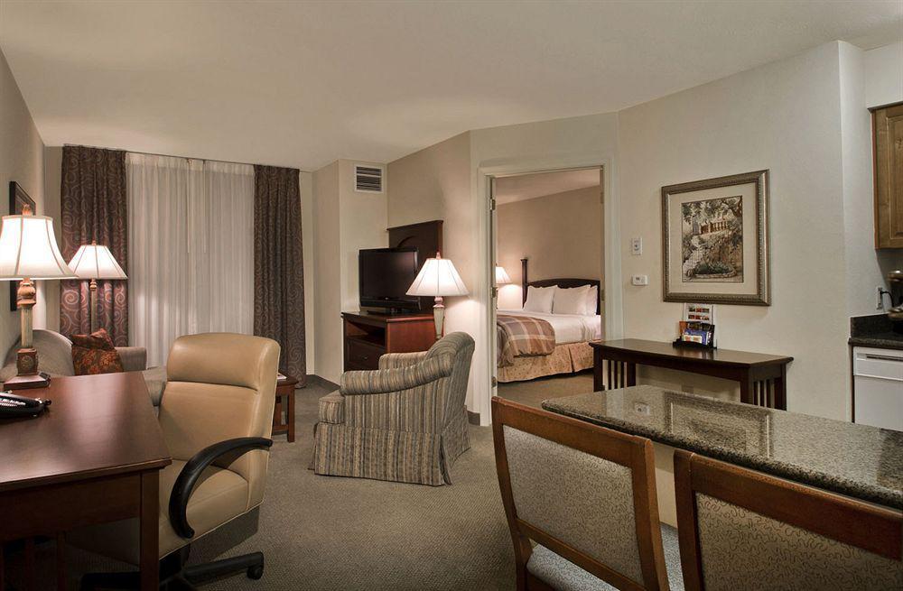 Staybridge Suites - Charlotte Ballantyne By Ihg Bagian luar foto